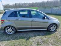 Sprzedam Mercedes b180
