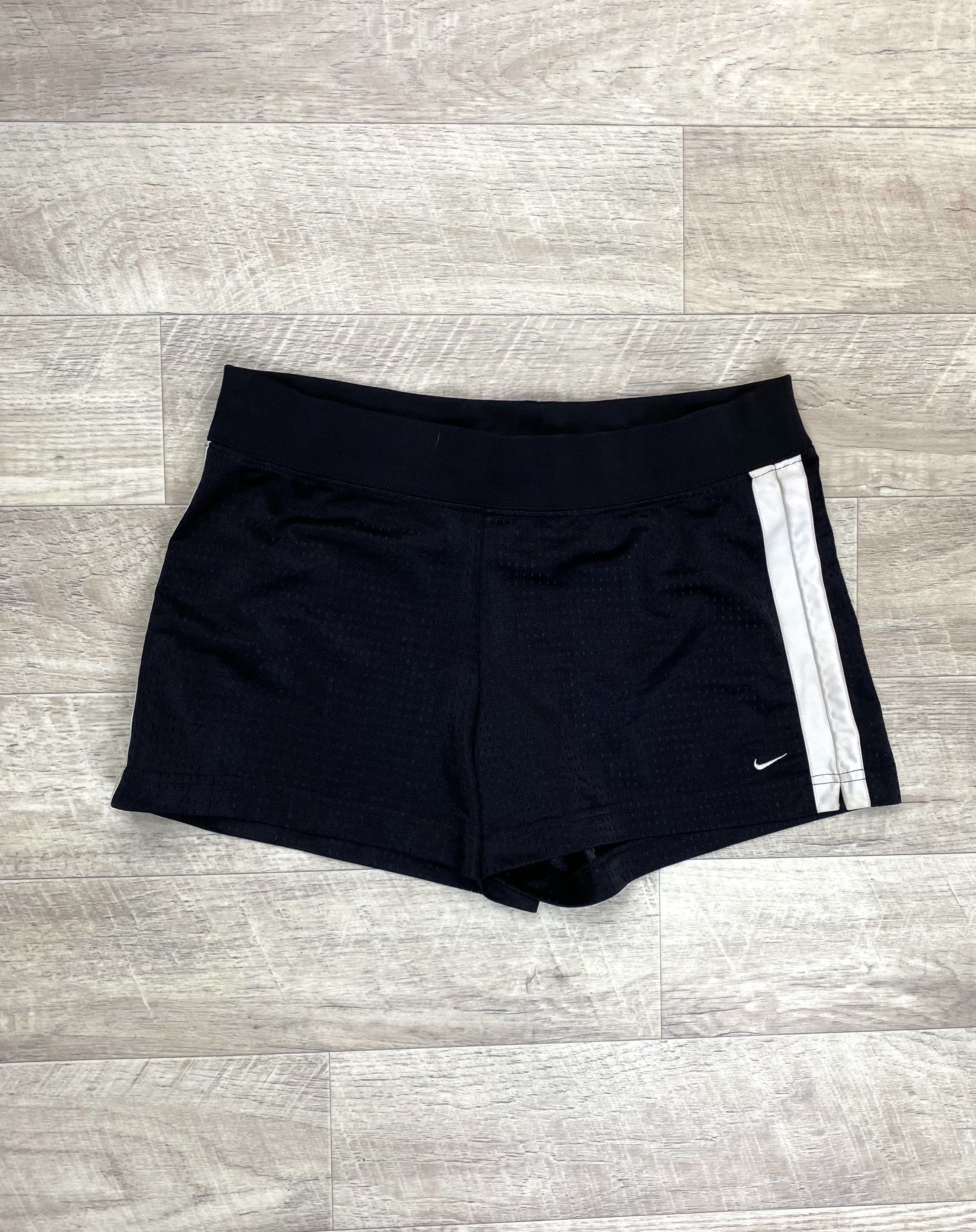 Nike шорты 08/10 размер M женские спортивные чёрные оригинал
