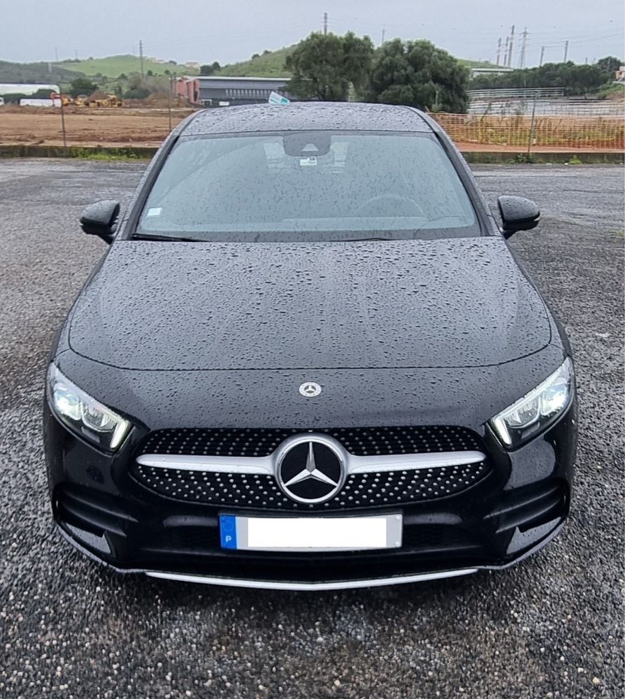 Mercedes-Benz A180d APENAS 9380km semi-novo