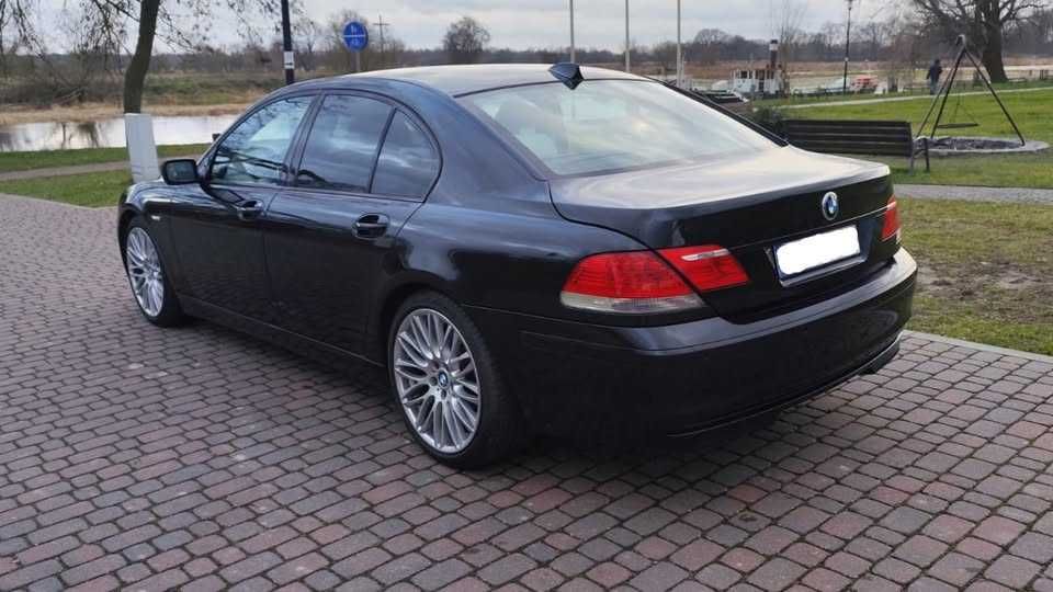 BMW 750i LIFT 4.8 V8 367KM Shadowline NightVision Logic7 SoftClose