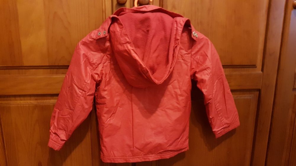 Kispo criança com capuz