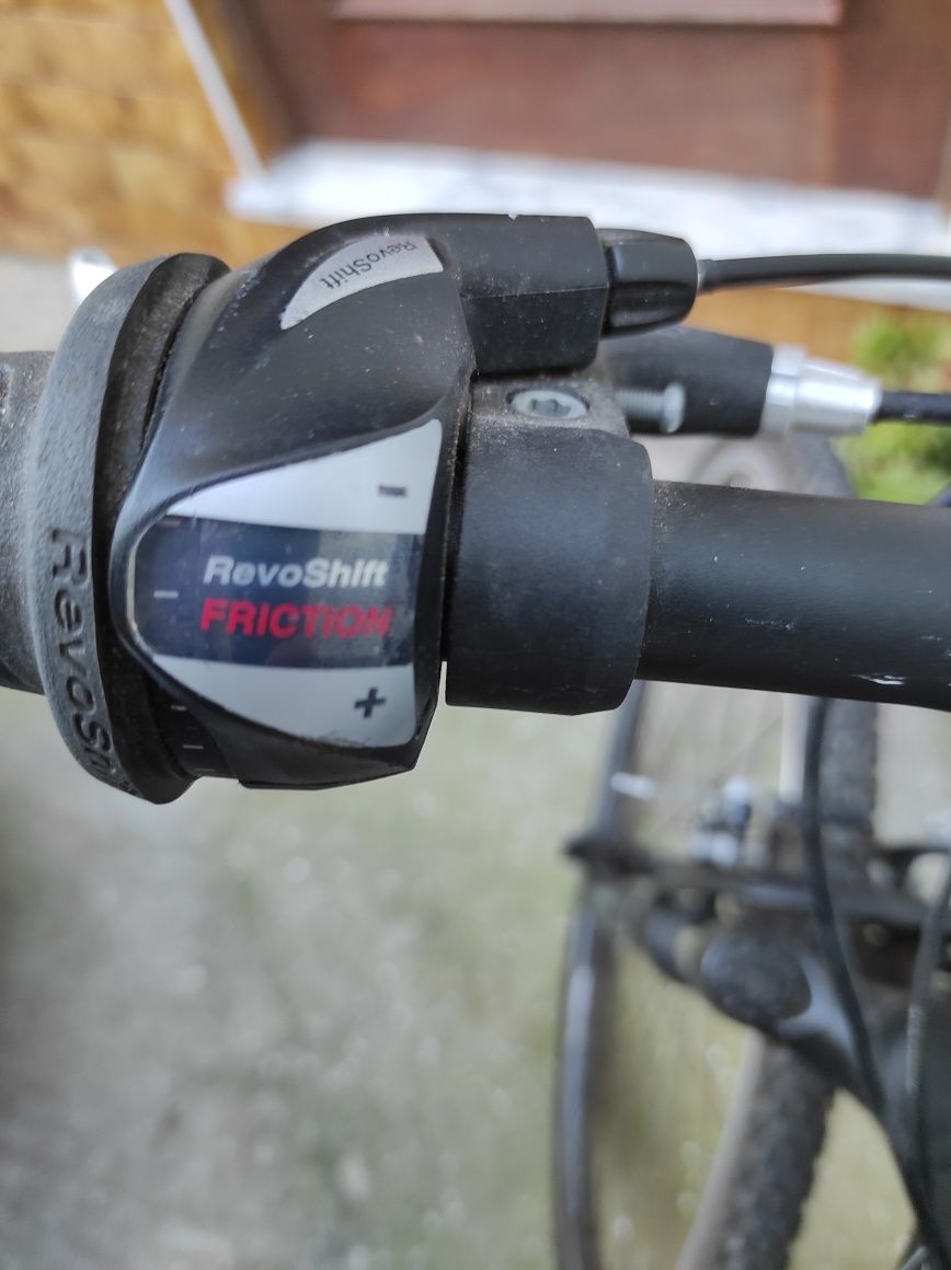 Bicicleta Kross preta