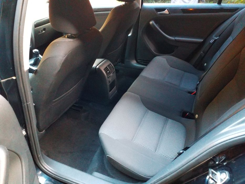 Elegancki VW Jetta 1.6TDI 2013/14 salon Polska, bogate wyposażenie