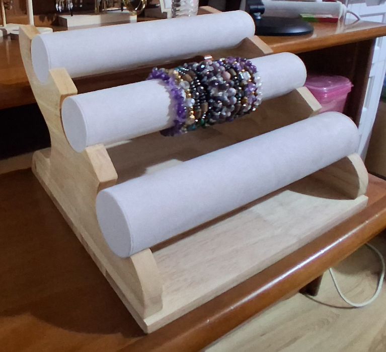 Expositor de pulseiras