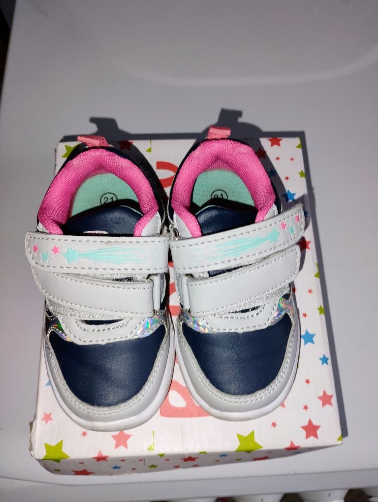 Buty dziecięce rozmiar 21