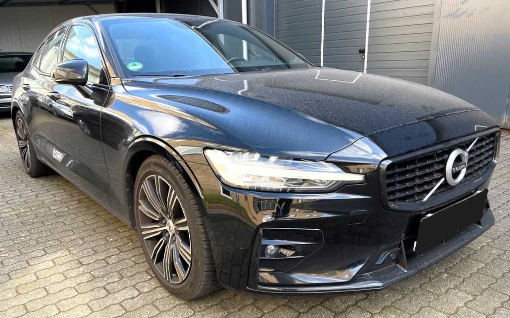 Бампер Volvo S60 запчастини Вольво С60 разборка