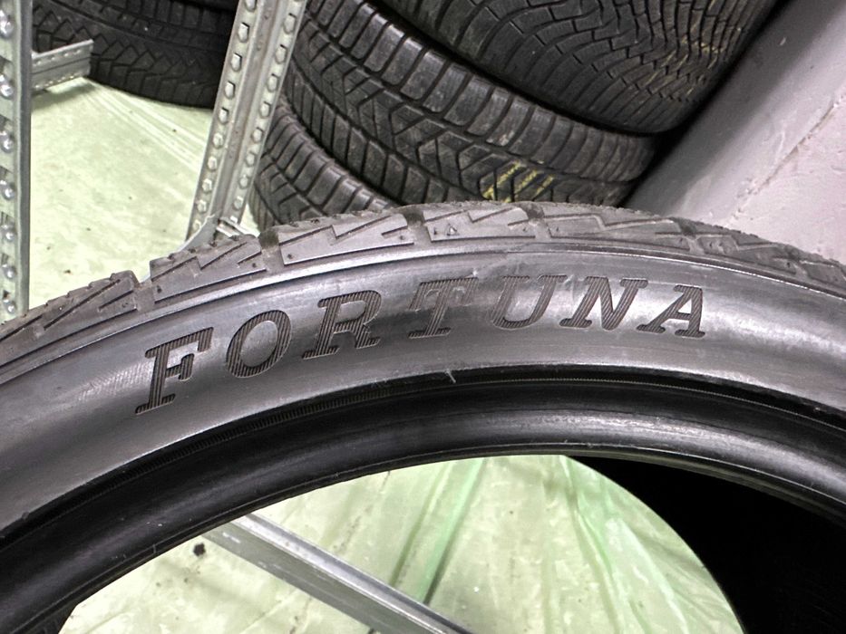 245-35 R19 93V Fortuna Gowin UHP3 2шт