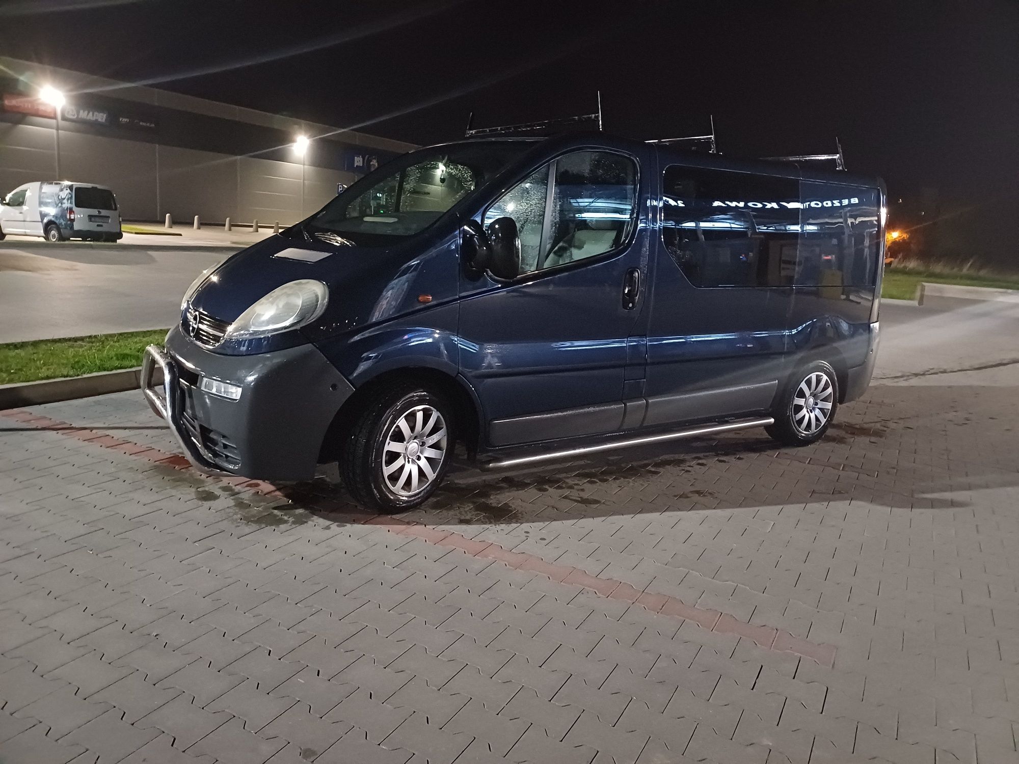 Opel Vivaro 1.9  2003rok Klima 6 osobowy