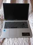 Nieużywany Laptop Acer Aspire 3, Stan idealny, 2023 r.,