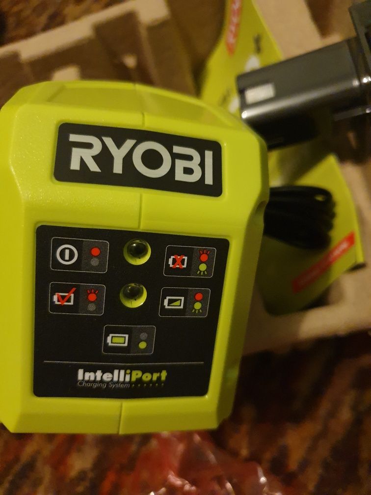 Ryobi. Ładowarka i akumulator 1,5ah