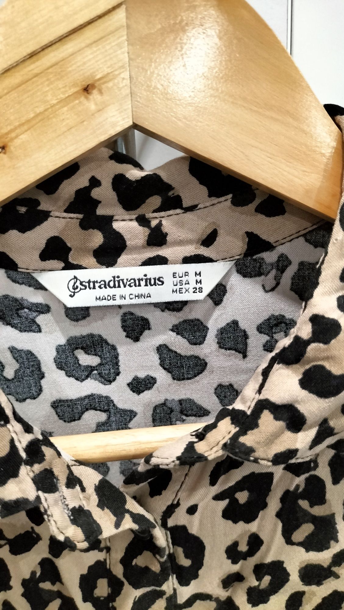 Sukienka koszulowa panterka