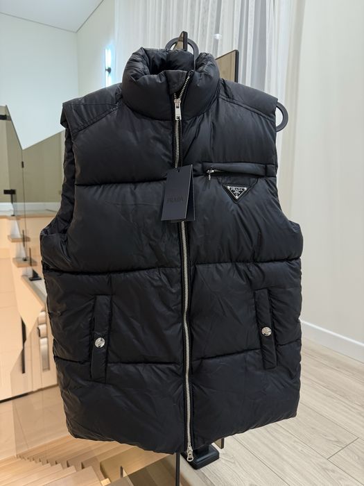 Жилетка Prada xs , s , m