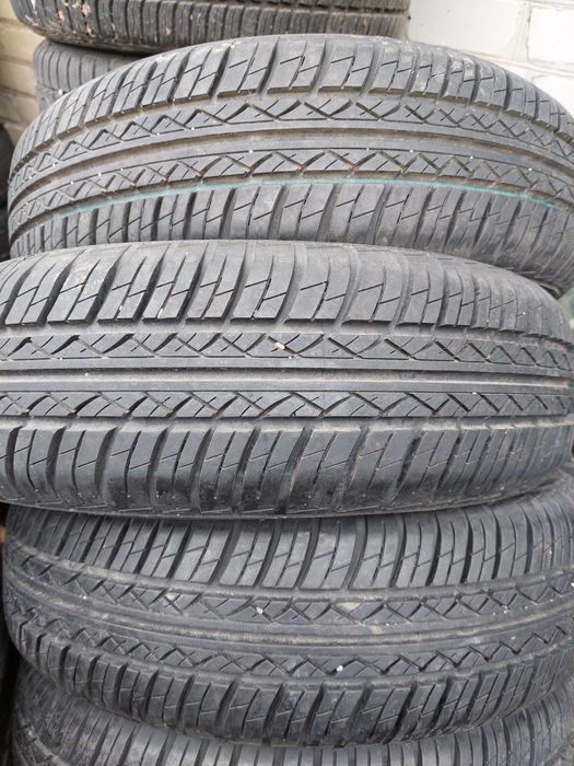 Барум Брилиантис 165/70/14. Лето. С запасок.