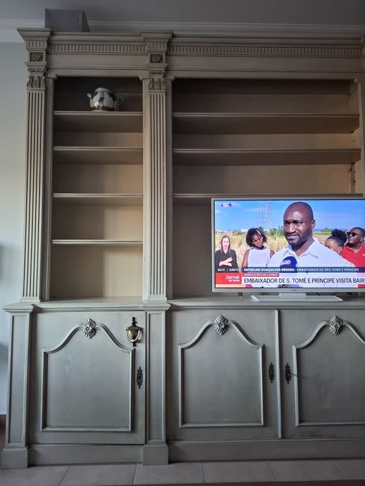 Móvel de sala branco