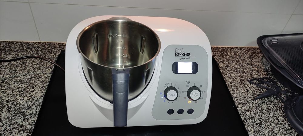 Robô de cozinha chef express (pingo doce)