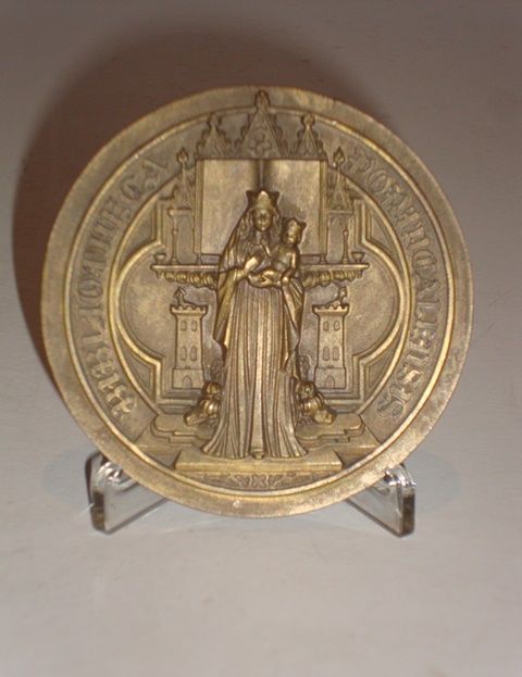 Medalha antiga em bronze