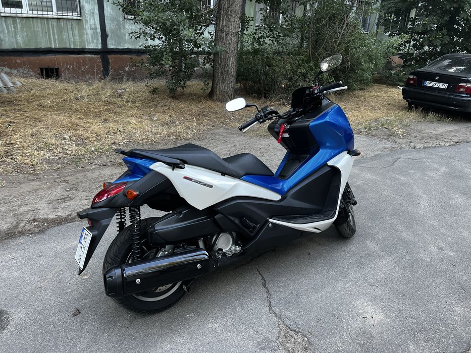 Максі скутер Honda faze 250