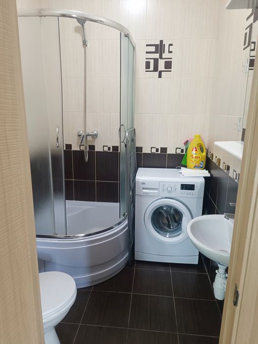 оренда однокімнатної студії в центрі на короткий термін 1-2 місяця