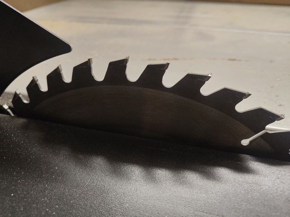 Makita 315MM 2000W pilarka stołowa piła krajzega