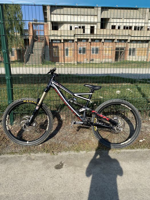 Продам гірський велосипед Specialized Demo 8 (Downhill-Freeride)