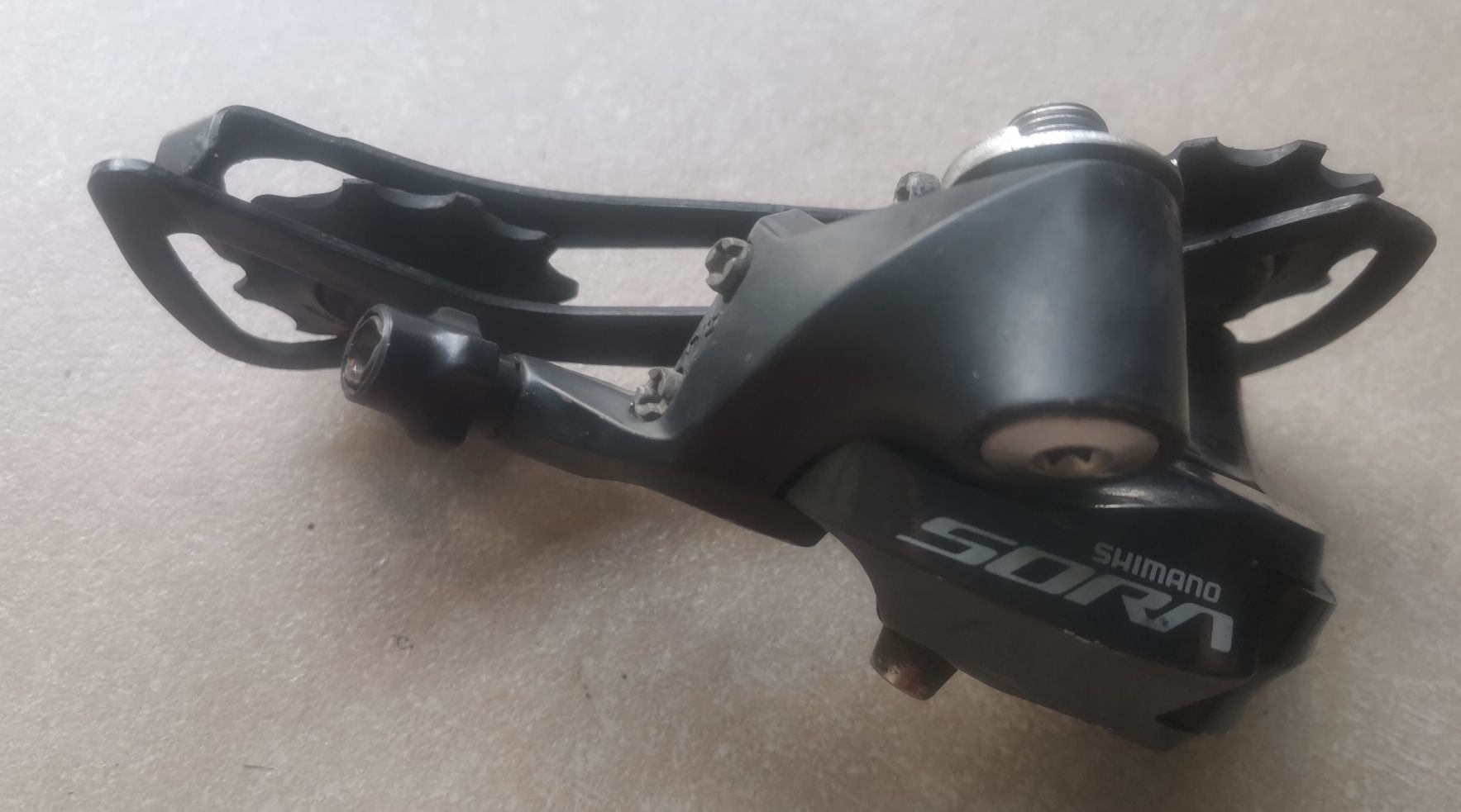 Tylna przerzutka SHIMANO SORA model RS-R3000 do napędu 2x9 3x9