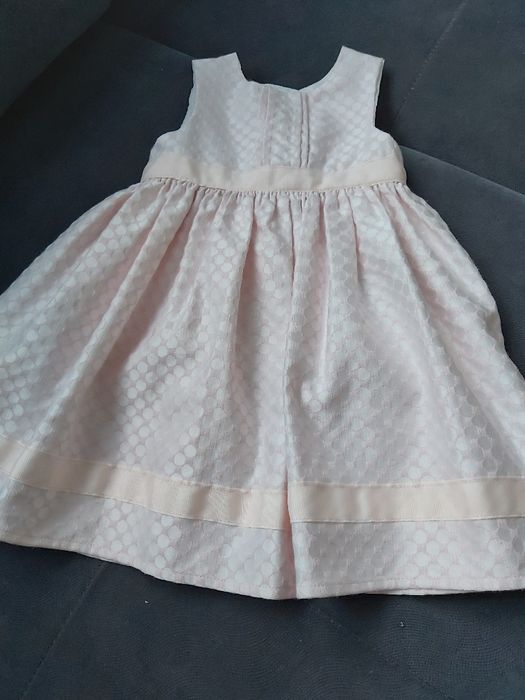 Elegancka sukieneczka chrzest wesele