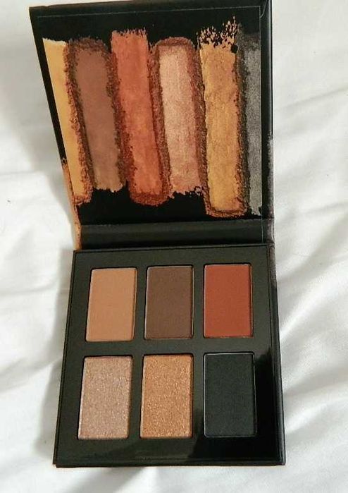 Avon Paleta cieni do powiek All Nudes, nowa