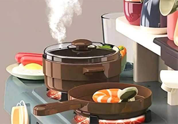 Дитяча кухня іграшкова з ефектами - пара, світло, звуки, льється вода