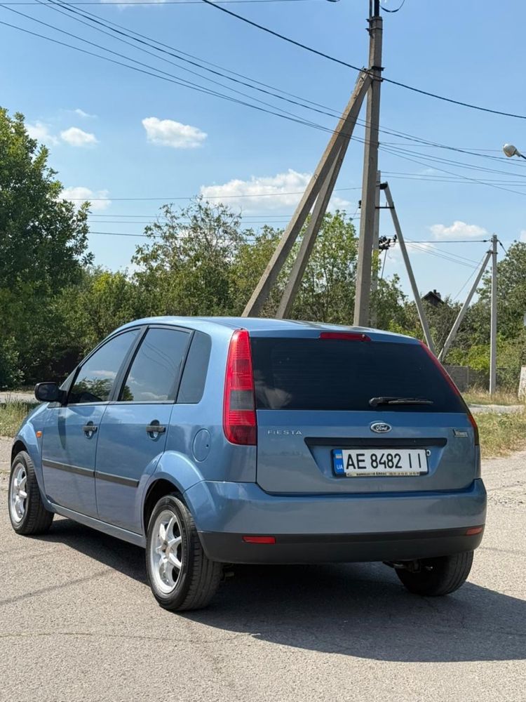 Продам Ford Fiesta 1.4