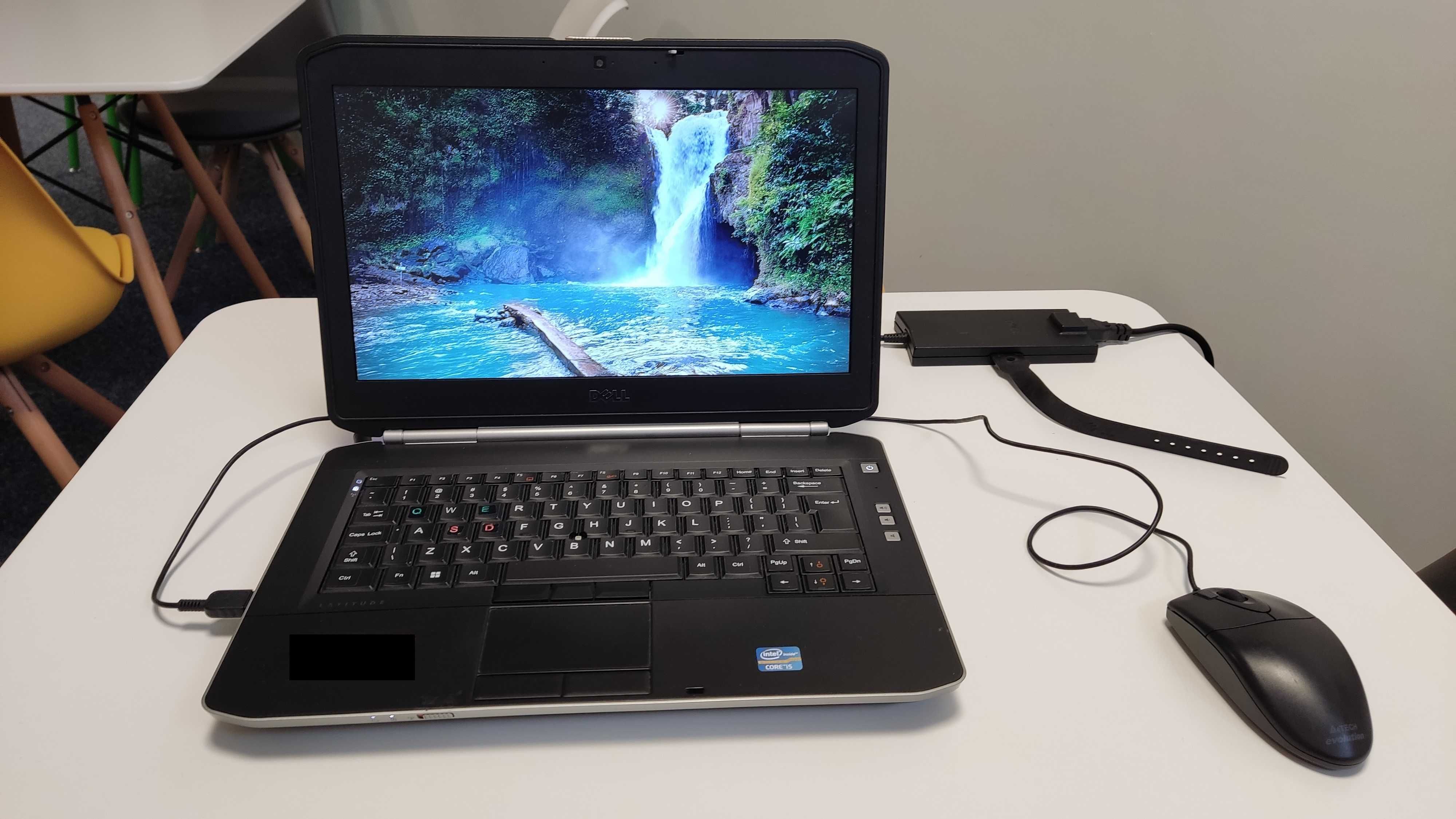 Laptop DELL e5420, 4 GB ram, procesor i5 - 2520m