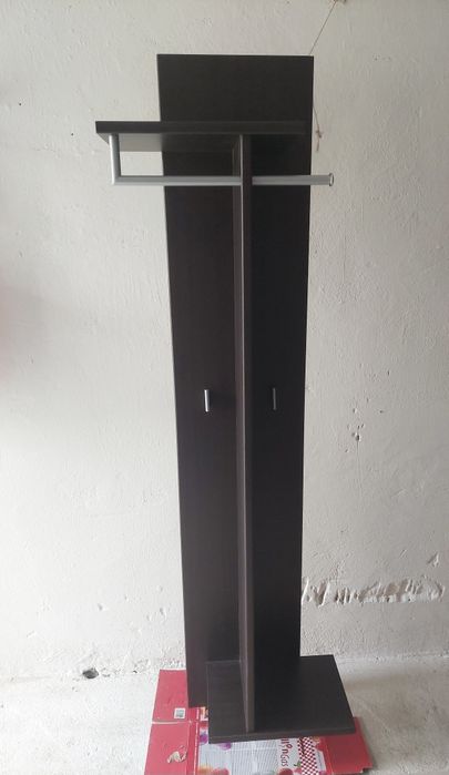 Nowy zestaw mebli słupek i szafka na buty