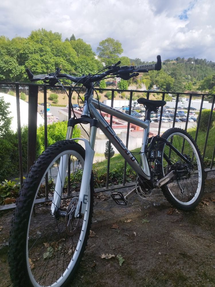 Scott Genius Mc Concept 40