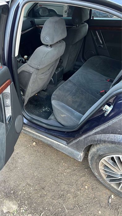 Сиденья вектра Ц 2003 седан передние/задние