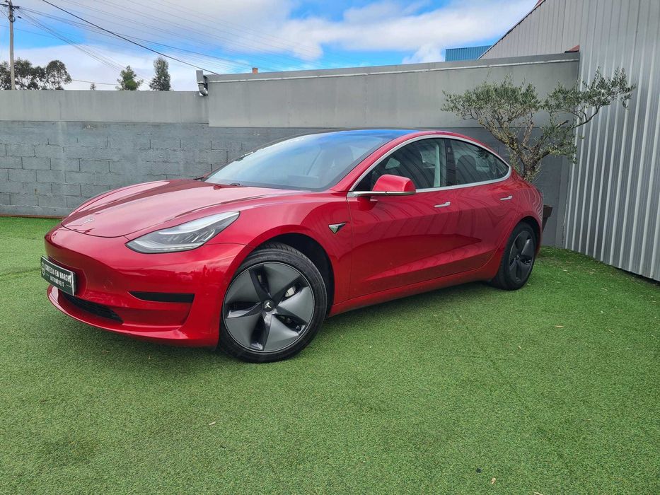 Tesla Model 3 Standard Range Plus RWD