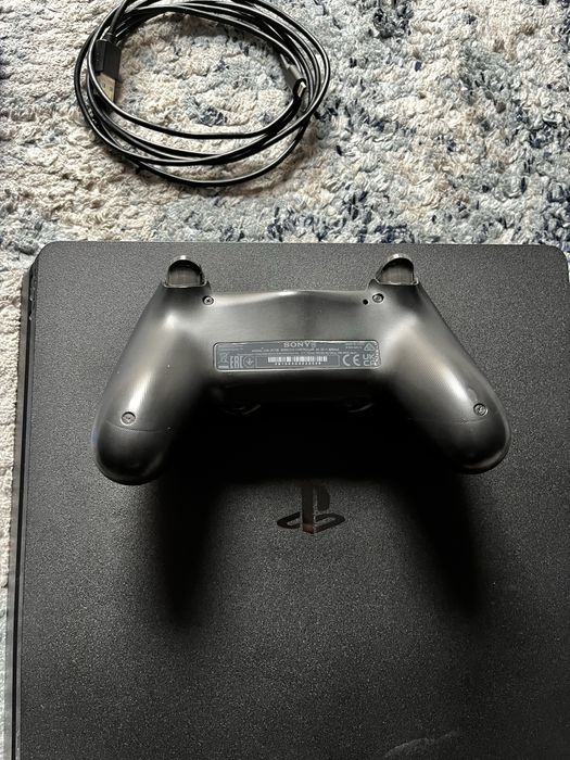 Playstation 4 em perfeito estado