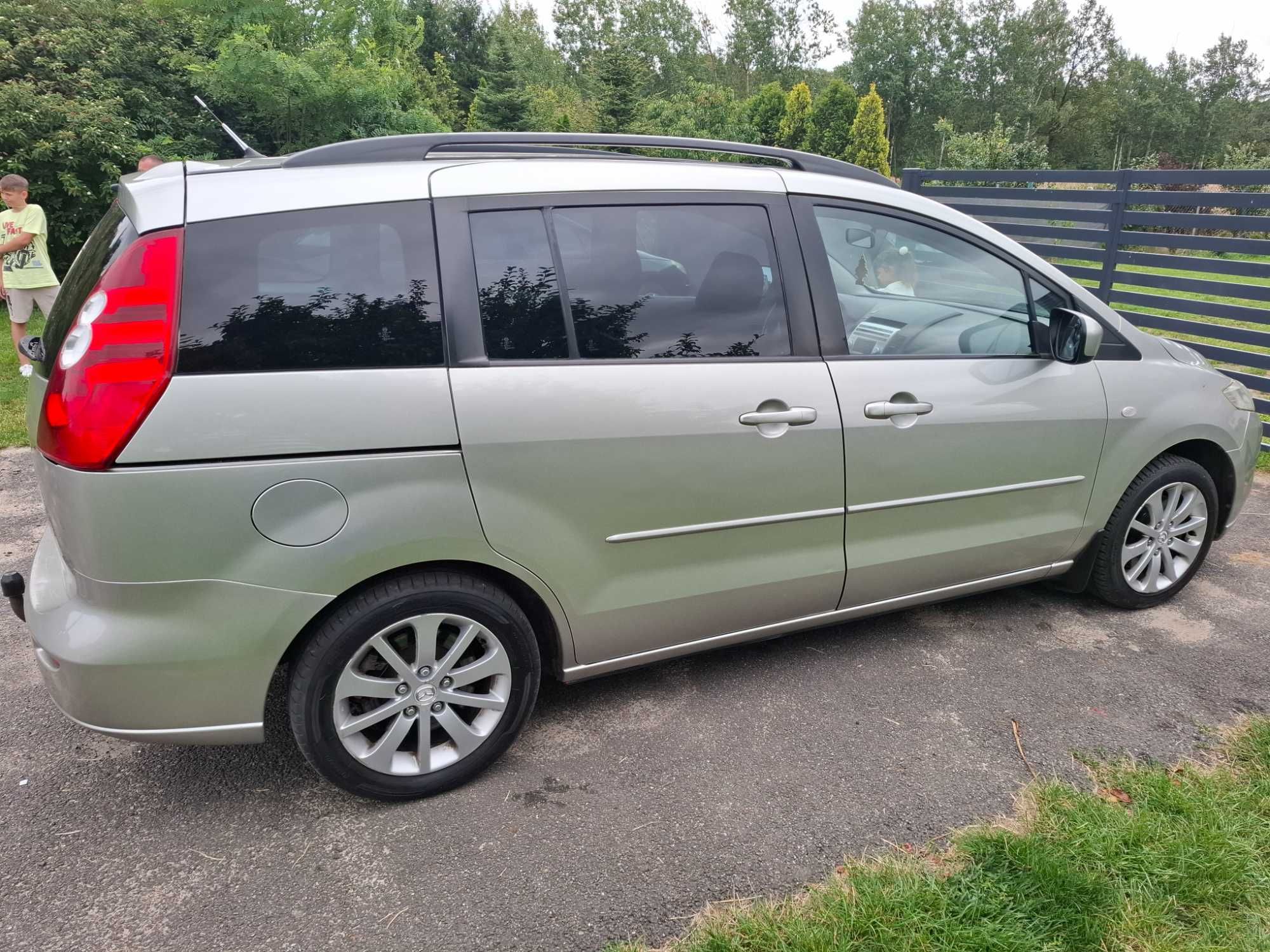 Mazda 5:) zadbana
