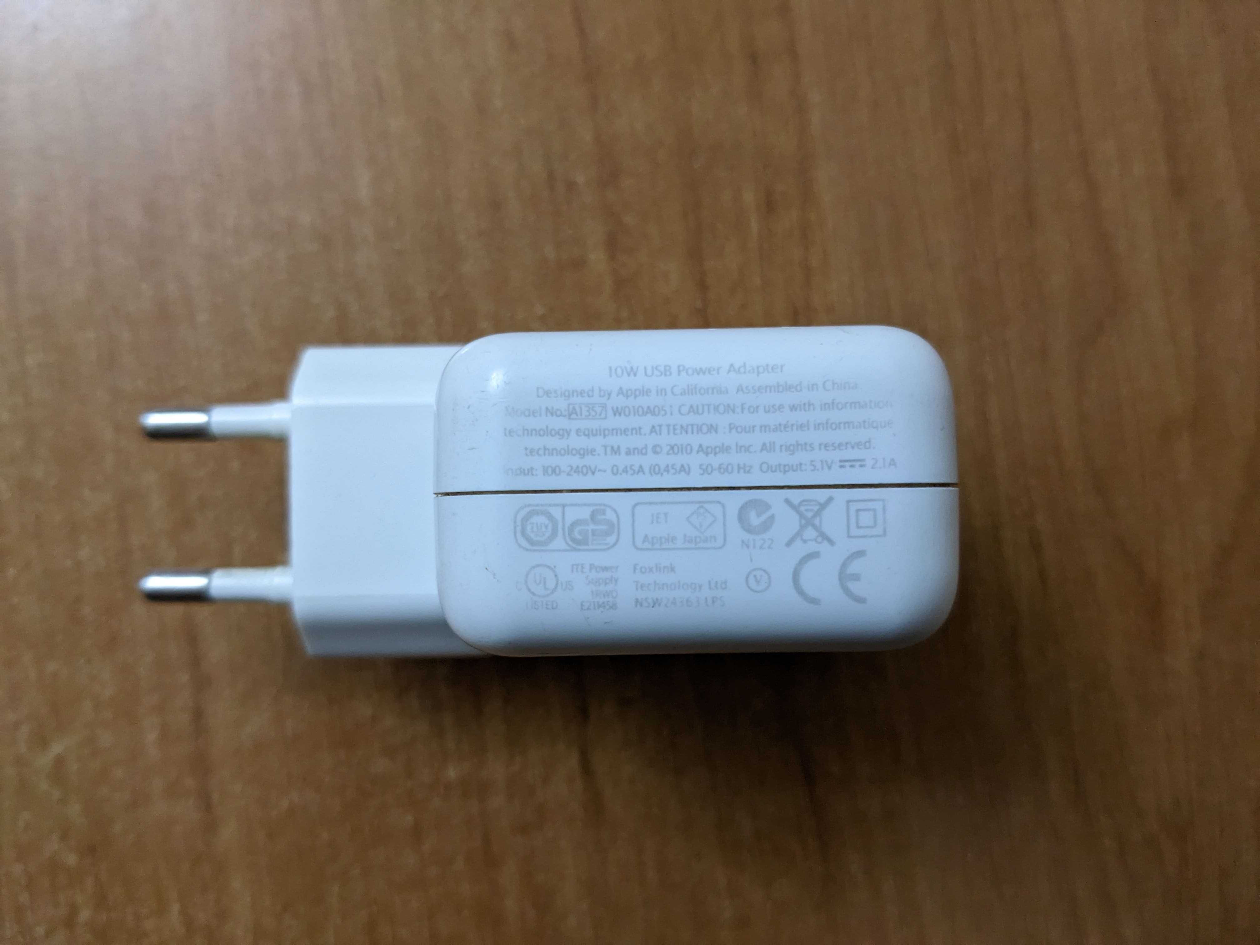 Оригинальное зарядное устройство Apple 10W