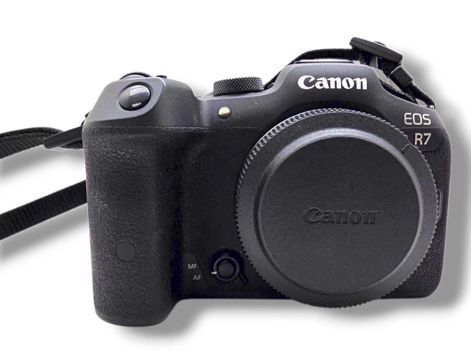 Aparat fotograficzny Canon EOS R7 korpus czarny