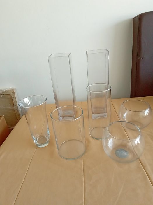 Jarras em vidro de vários tamanhos