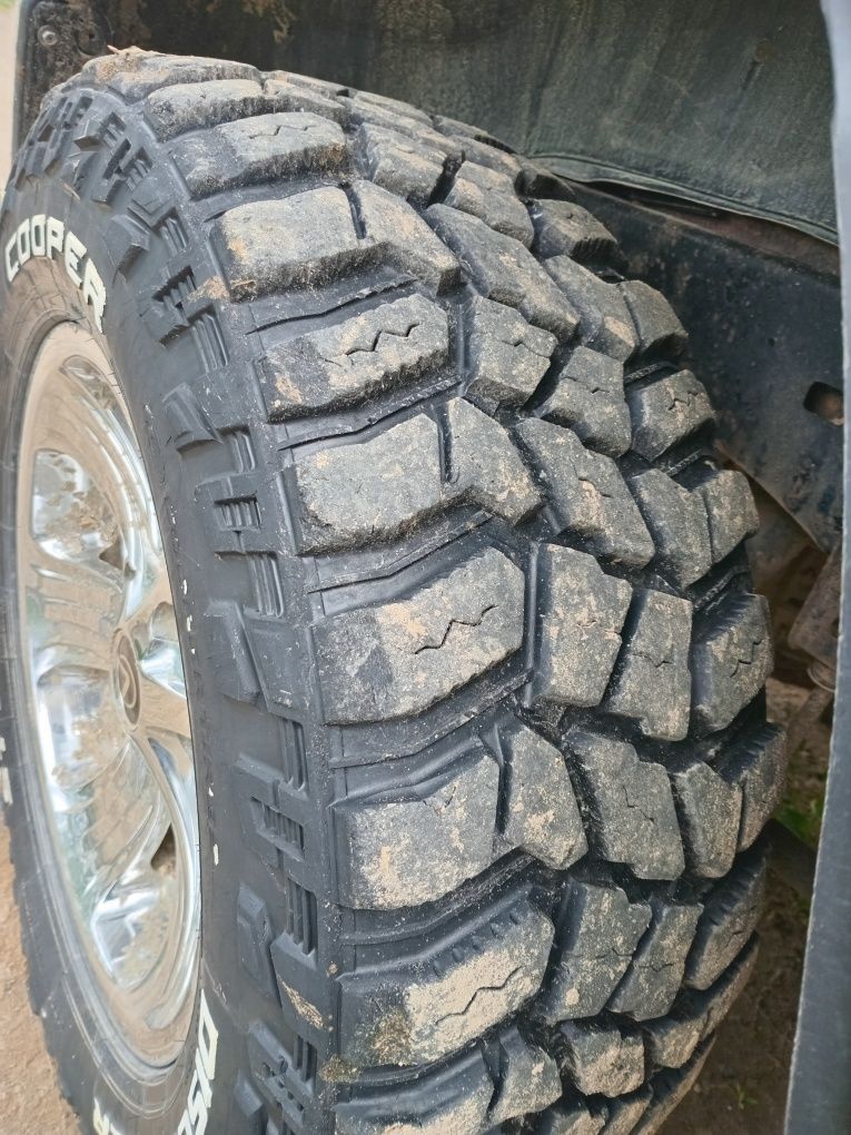 Продам шини cooper discovery