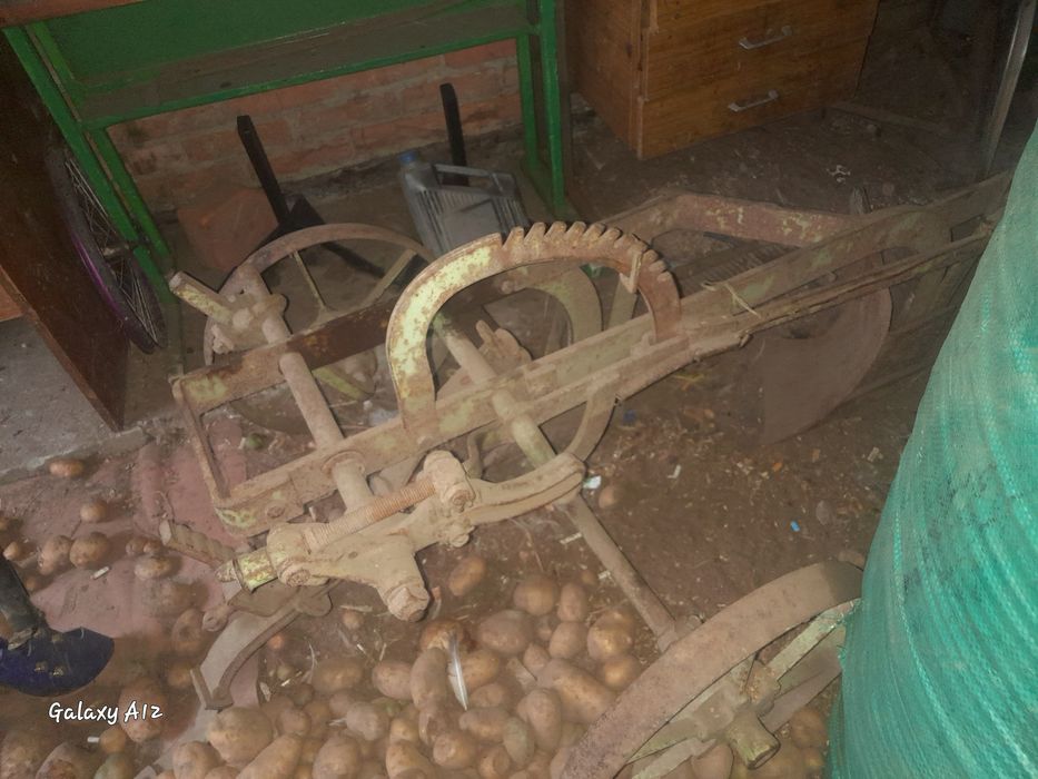 Продам плуг кінний