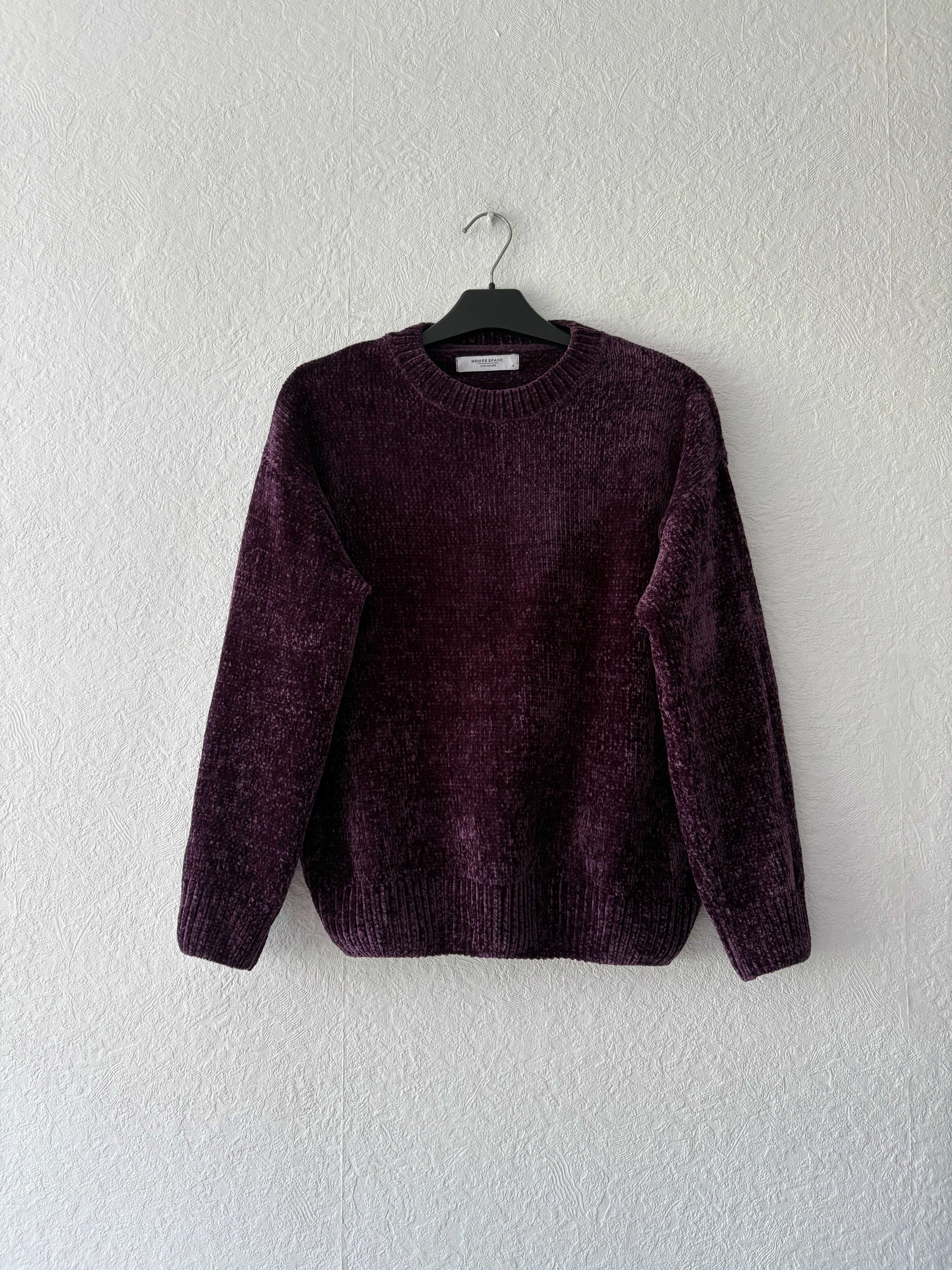 Miękki sweter welurowy śliwkowy kolor rozmiar S