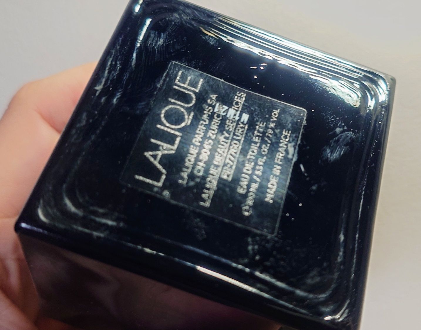 Flakon Club de nuit Man Armaf i Lalique Encre Noire