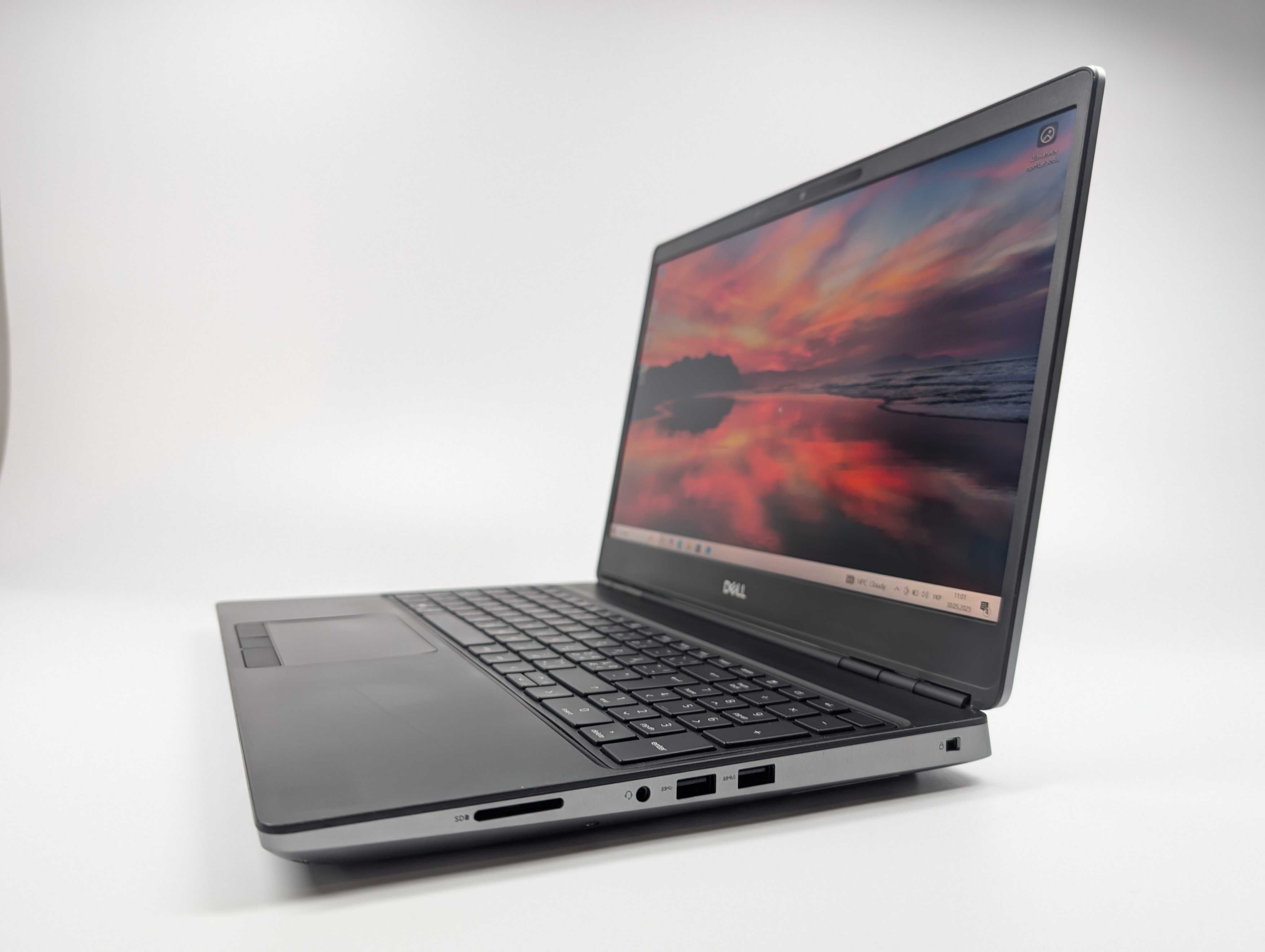 Ноутбук Dell precision 7550,i7-10875H/RTX 4000 8GB/32GB/1Tb/15.6'' FHD