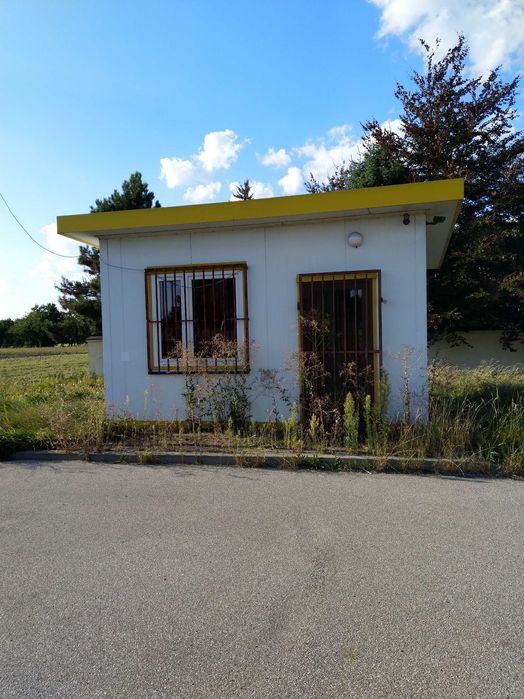 budynek z płyt prekonowych