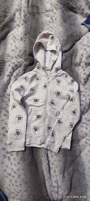 Komplecik bluza H&M i jeansy ocieplane C&A