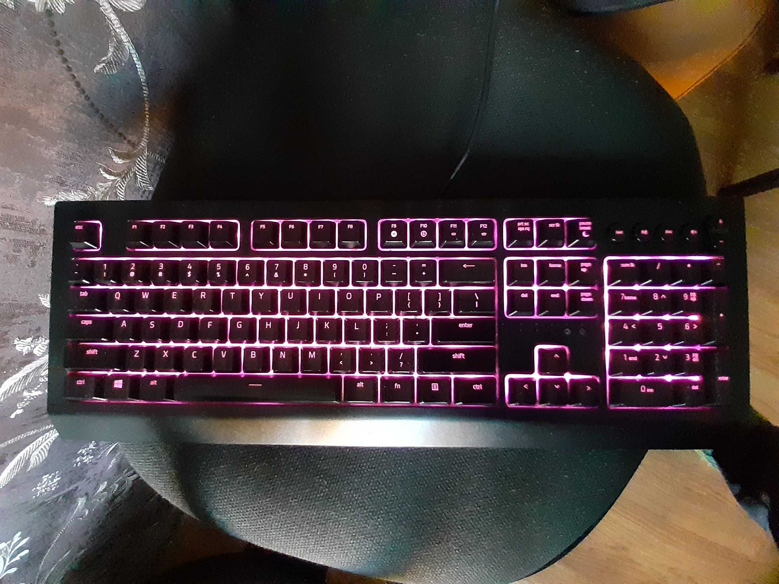 Razer cynosa v2 rgb підсвітка