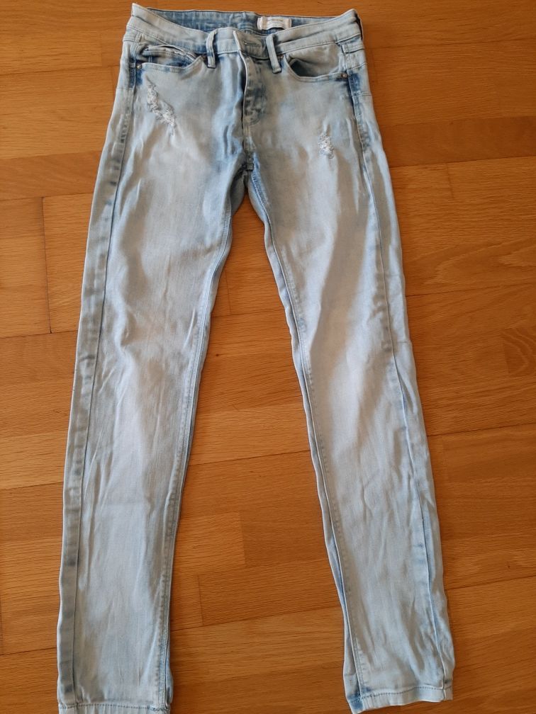 Calcas de ganga Stradivarius 38 Lefties 34