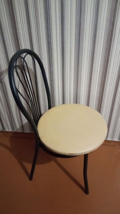 Продам кухонні стільці Venus