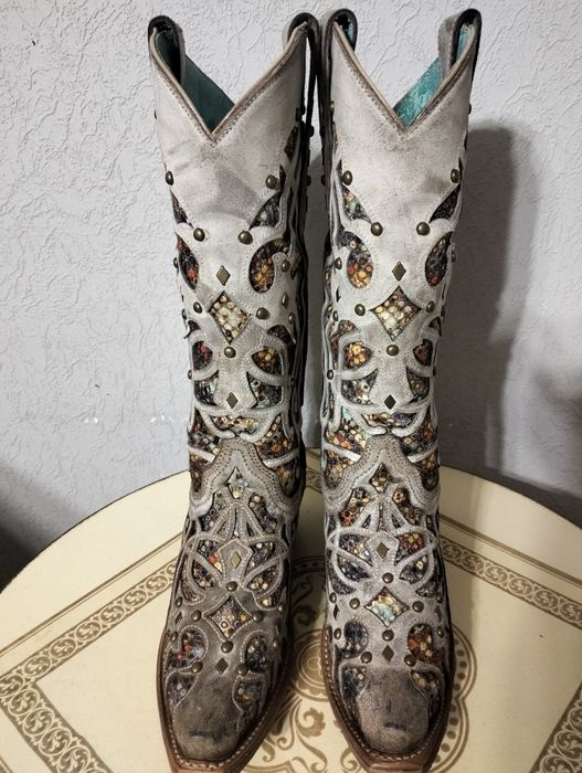 Пропоную Ковбойськи  чоботи